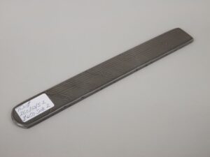 Twist pattern Damascus steel bar