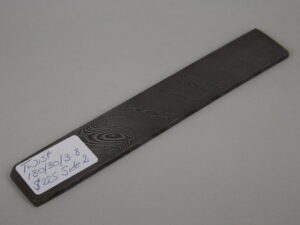 Twist pattern Damascus steel bar